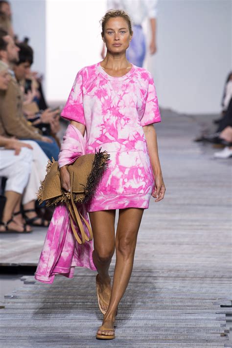 vogue.com michael kors spring 2018|Michael Kors Collection Spring 2018 Ready.